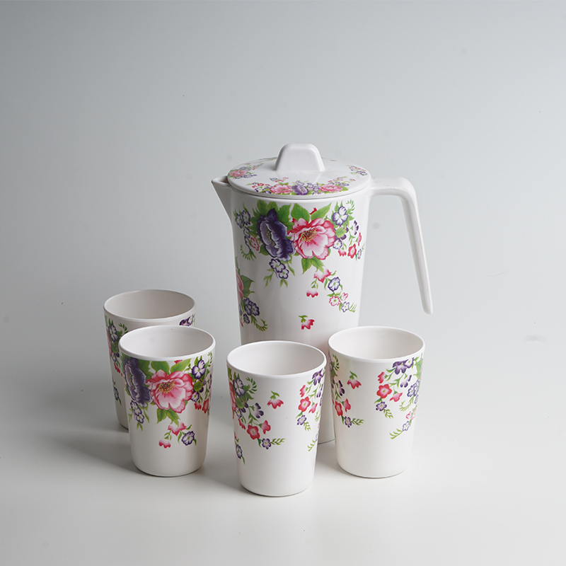 Water Pitcher with lid and 4 Cups Drinking Sets,Home Use and Outdoor