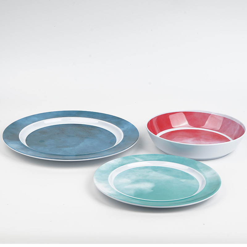 Elegant Melamine Dinnerware Set 12 Pieces Plates and Bowls Set - Image 6